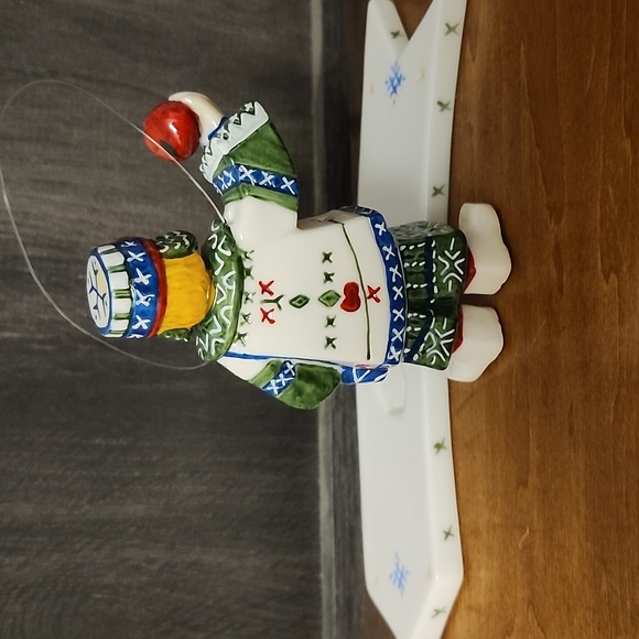 Villeroy & Boch Scandinavian Boy with Apple Vintage Christmas Ornament - Picture 4 of 8